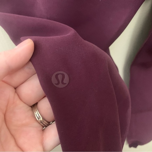 Lululemon On The Fly Jogger Purple Size 8 W5BZDS - Picture 10 of 14